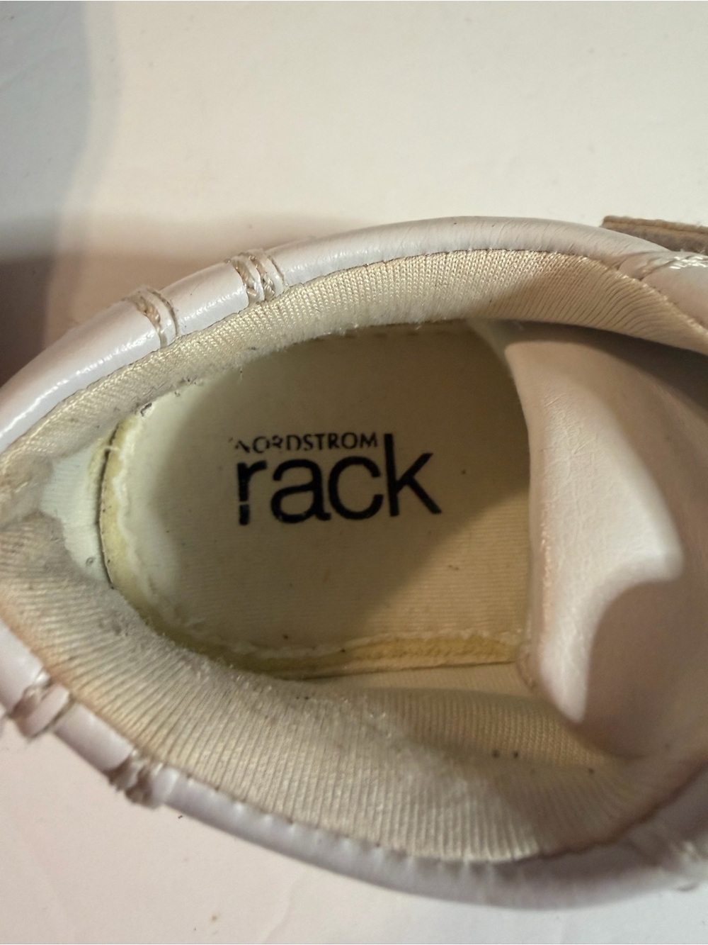 Nordstrom Kids White Man Made Leather Sneaker with Gum Sole - Classic Casual - Picture 7 of 7